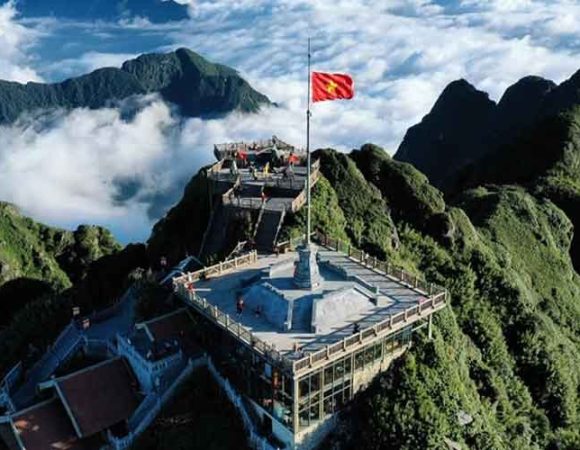 Sapa 2D1N Tour from Hanoi: Cat Cat & Fansipan